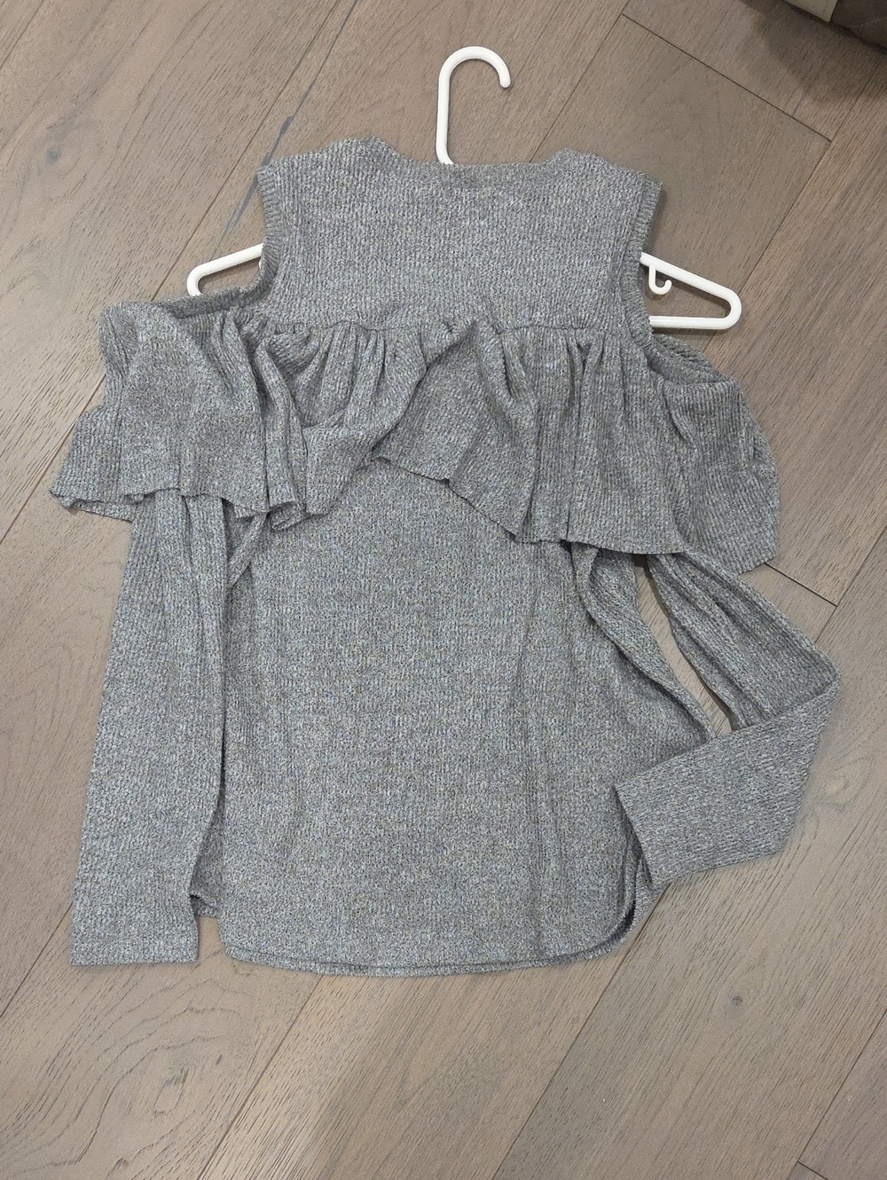 Mango Gray Off-Shoulder Ruffle Knit Sweater - Picture 4 of 4